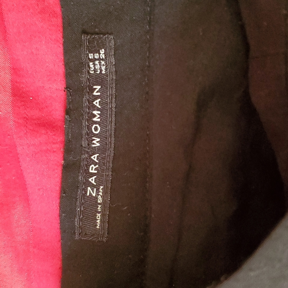 Black Zara Skirt - Picture 3 of 3